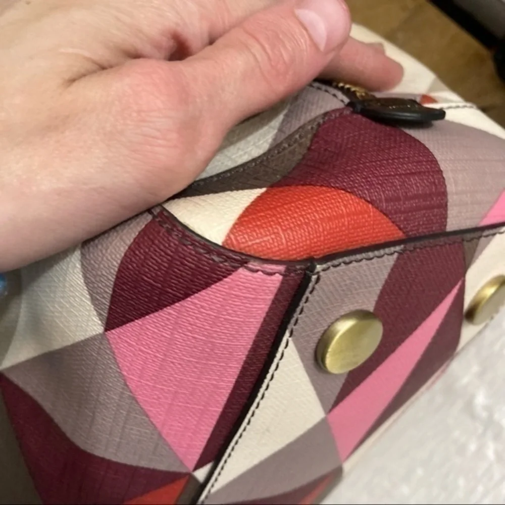 Fossil Sidney scarlet multicolor convertible barrel messenger bag - Picture 9 of 13
